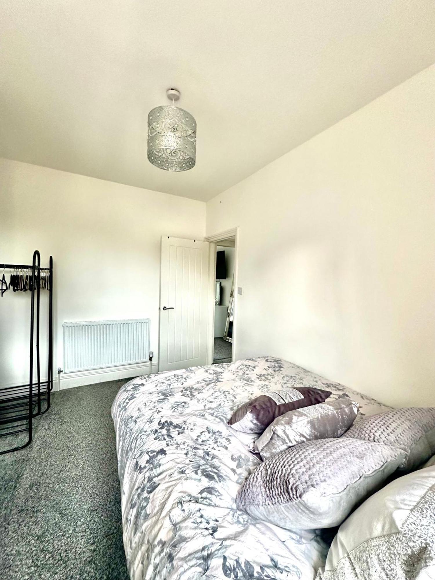 Arthur Street, Stylish 3 Bedroom House Kingston upon Hull ภายนอก รูปภาพ